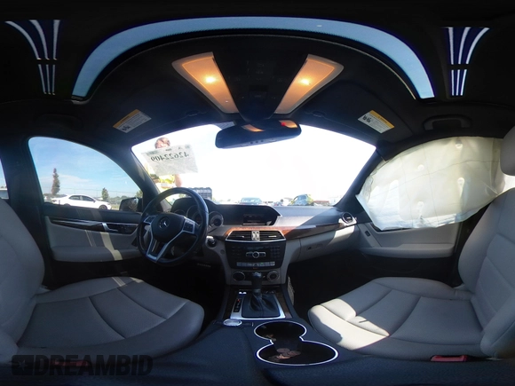 2013 Mercedes-Benz C 300 Sport с VIN WDDGF8AB2DG072641, выставлен на аукционе IAAI как лот 42622409 с пробегом 96 832 миль миль и . История ставок и продаж доступна на DreamBid. Изображение 18.