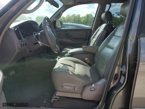 2004 Toyota Sequoia SR5 with VIN 5TDZT34A64S222872, listed as a Copart auction lot 50232445 with 236,599 mi miles and Salvage Title. Bid and sale history available at carsss.com. Image 7.