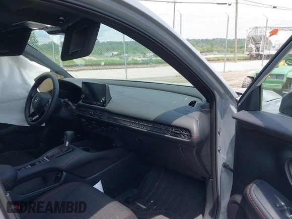 2024 Honda HR-V Sport z VIN 3CZRZ2H52RM763246, wystawiony jako IAAI lot #42301870 z przebiegiem 12 208 mil mil oraz . Historia ofert i sprzedaży dostępna na DreamBid. Obrazek 5.