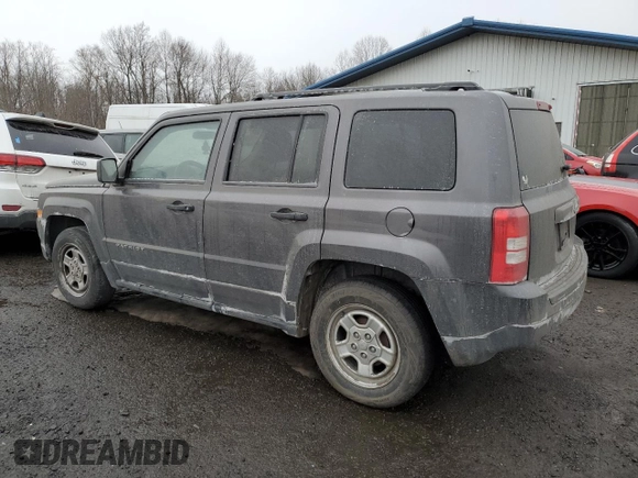 2015 Jeep Patriot Altitude with VIN 1C4NJPBA1FD400328, listed as a Copart auction lot 45760555 with 112,577 mi miles and Clean title. Bid and sale history available at DreamBid. Image 2.