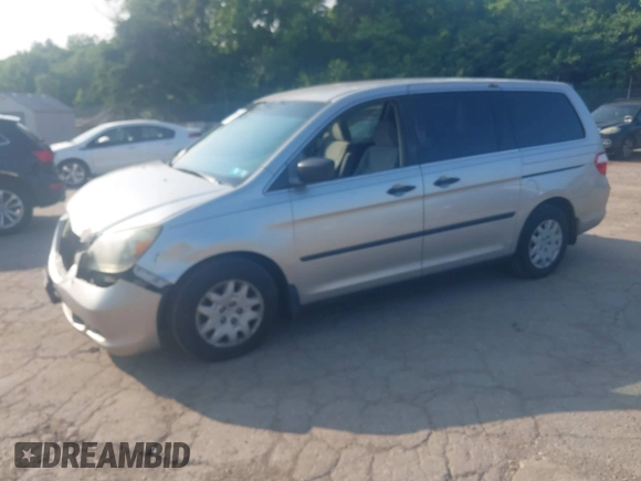 2007 Honda Odyssey LX с VIN 5FNRL38227B113921, выставлен на аукционе IAAI как лот 42402029 с пробегом 186 778 миль миль и . История ставок и продаж доступна на DreamBid. Изображение 2.