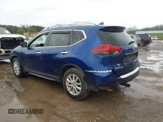 2019 Nissan Rogue SV with VIN 5N1AT2MT7KC829981, listed as a IAAI auction lot 41909889 with 57,794 mi miles and . Bid and sale history available at DreamBid. Image 3.