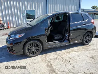 2018 Honda Fit Sport z VIN 3HGGK5H68JM702162, wystawiony jako Copart lot #56067715 z przebiegiem 46 908 mil mil oraz Szkoda całkowita • Salvage title. Historia ofert i sprzedaży dostępna na DreamBid. Obrazek 1.