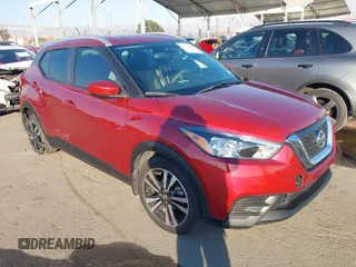 2019 Nissan Kicks SV with VIN 3N1CP5CU3KL493055, listed as a IAAI auction lot 41313642 with 57,520 mi miles. Bid and sale history available at carsss.com. Image 1.