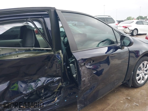 2025 Toyota Corolla LE z VIN 5YFB4MDE2SP242307, wystawiony jako IAAI lot #41869842 z przebiegiem 7079 mil mil oraz . Historia ofert i sprzedaży dostępna na DreamBid. Obrazek 18.