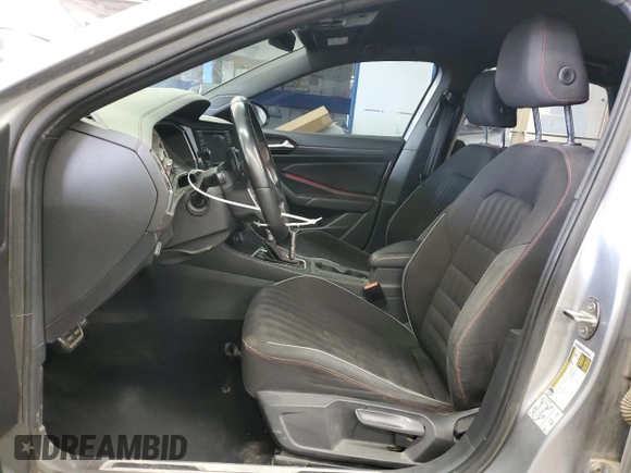 2019 Volkswagen Jetta GLI S z VIN 3VW6T7BU1KM244828, wystawiony jako Copart lot #56495205 z przebiegiem 112 512 mil mil oraz Szkoda całkowita • Salvage title. Historia ofert i sprzedaży dostępna na DreamBid. Obrazek 7.