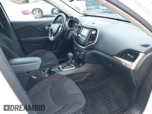 2016 Jeep Cherokee Latitude z VIN 1C4PJMCB7GW118036, wystawiony jako IAAI lot #41232593 z przebiegiem 114 880 mil mil oraz . Historia ofert i sprzedaży dostępna na DreamBid. Obrazek 5.