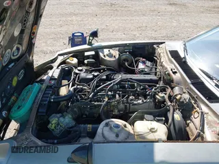 1983 Datsun 280ZX z VIN JN1HZ04S9DX573578, wystawiony jako IAAI lot #42516151 z przebiegiem 135 572 mil mil oraz . Historia ofert i sprzedaży dostępna na DreamBid. Obrazek 10.
