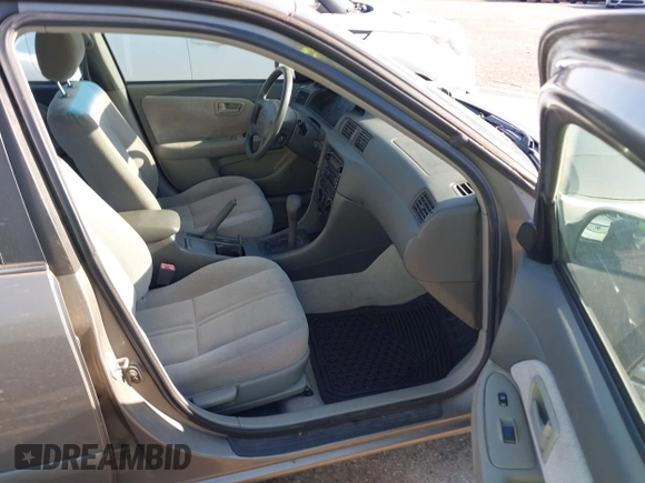 2001 Toyota Camry CE with VIN 4T1BG22K01U072966, listed as a IAAI auction lot 41985720 with 161,273 mi miles and . Bid and sale history available at carsss.com. Image 5.