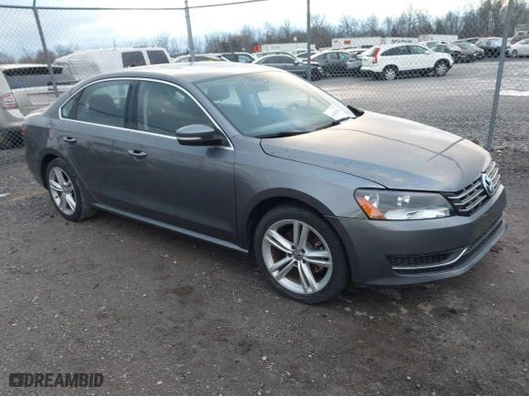 2014 Volkswagen Passat SE w/Sunroof with VIN 1VWBS7A32EC057808, listed as a IAAI auction lot 41208311 with 91,362 mi miles. Bid and sale history available at carsss.com. Image 1.