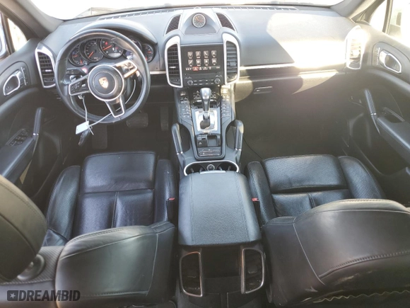 2018 Porsche Cayenne with VIN WP1AA2A21JKA05743, listed as a Copart auction lot 42643605 with 76,927 mi miles and Salvage Title. Bid and sale history available at carsss.com. Image 8.