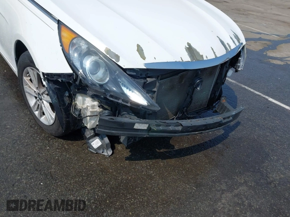 2013 Hyundai Sonata GLS with VIN 5NPEB4AC0DH566586, listed as a IAAI auction lot 42329993 with 118,089 mi miles and . Bid and sale history available at DreamBid. Image 17.