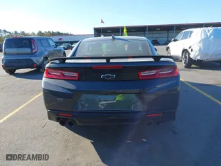 2017 Chevrolet Camaro 2SS with VIN 1G1FH1R78H0104538, listed as a IAAI auction lot 41870474 with 119,955 mi miles. Bid and sale history available at carsss.com. Image 17.