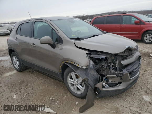 2020 Chevrolet Trax LS with VIN KL7CJKSBXLB349371, listed as a Copart auction lot 44542705 with 69,300 mi miles and Salvage Title. Bid and sale history available at carsss.com. Image 4.