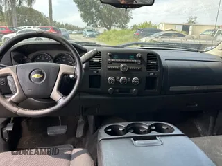 2013 Chevrolet Silverado 1500 LT with VIN 3GCPCSEA9DG215414, listed as a Copart auction lot 76802894 with 230,791 mi miles and Clean Title. Bid and sale history available at DreamBid. Image 9.
