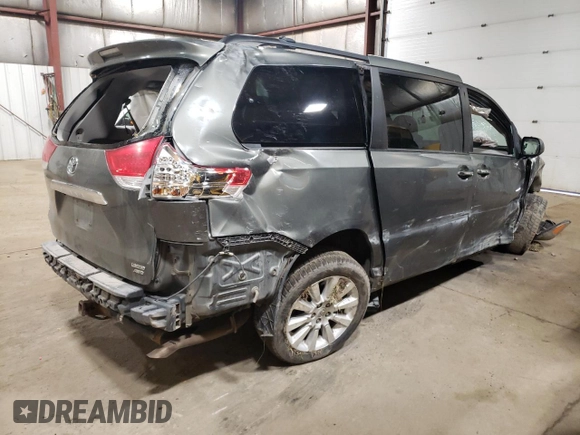 2012 Toyota Sienna XLE с VIN 5TDDK3DC3CS040365, выставлен на аукционе Copart как лот 63818815 с пробегом Не указан миль и Списание • Salvage title. История ставок и продаж доступна на DreamBid. Изображение 3.