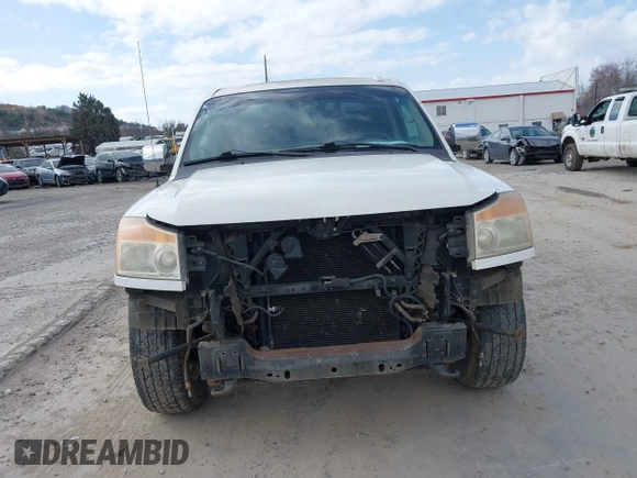 2011 Nissan Titan Pro-4X z VIN 1N6BA0EC8BN307959, wystawiony jako IAAI lot #41837097 z przebiegiem 160 672 mil mil oraz . Historia ofert i sprzedaży dostępna na DreamBid. Obrazek 13.