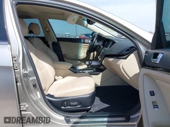 2015 Kia Cadenza Premium z VIN KNALN4D73F5173890, wystawiony jako IAAI lot #41829856 z przebiegiem 96 812 mil mil oraz . Historia ofert i sprzedaży dostępna na DreamBid. Obrazek 5.