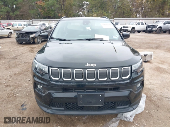 2022 Jeep Compass Latitude with VIN 3C4NJCBB4NT198353, listed as a IAAI auction lot 41048123 with 44,771 mi miles and . Bid and sale history available at carsss.com. Image 13.