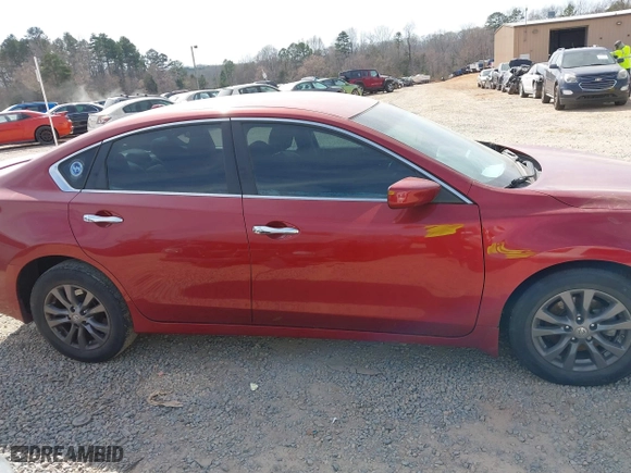2015 Nissan Altima 2.5 with VIN 1N4AL3AP2FC179390, listed as a IAAI auction lot 41833729 with 191,760 mi miles. Bid and sale history available at carsss.com. Image 12.