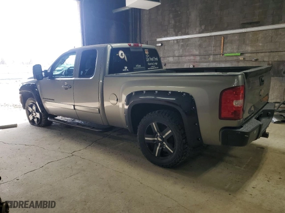 2007 Chevrolet Silverado 1500 LTZ with VIN 2GCEK19J571509307, listed as a Copart auction lot 50901465 with 130,473 mi miles and Salvage Title. Bid and sale history available at carsss.com. Image 2.