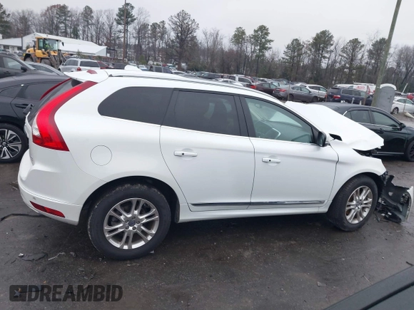 2015 Volvo XC60 T5 Drive-E Premier Plus with VIN YV440MDC9F2562227, listed as a IAAI auction lot 41113295 with 78,976 mi miles. Bid and sale history available at carsss.com. Image 14.
