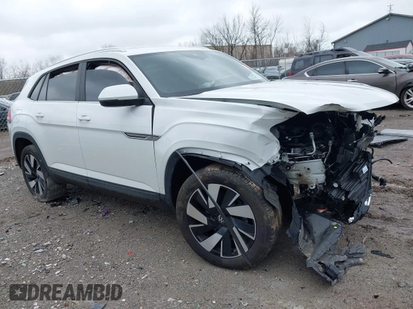 2024 Volkswagen Atlas SE with VIN 1V2KE2CA3RC235187, listed as a IAAI auction lot 42017847 with 12,575 mi miles and . Bid and sale history available at DreamBid. Image 14.