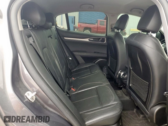2018 Alfa Romeo Stelvio Sport z VIN ZASFAKPN4J7B72214, wystawiony jako Copart lot #56474125 z przebiegiem 135 689 mil mil oraz Szkoda całkowita • Salvage title. Historia ofert i sprzedaży dostępna na DreamBid. Obrazek 11.