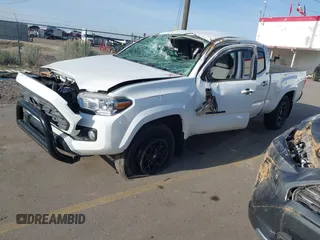 2022 Toyota Tacoma SR5 with VIN 3TMDZ5BNXNM122169, listed as a IAAI auction lot 41992758 with 36,686 mi miles and . Bid and sale history available at DreamBid. Image 2.