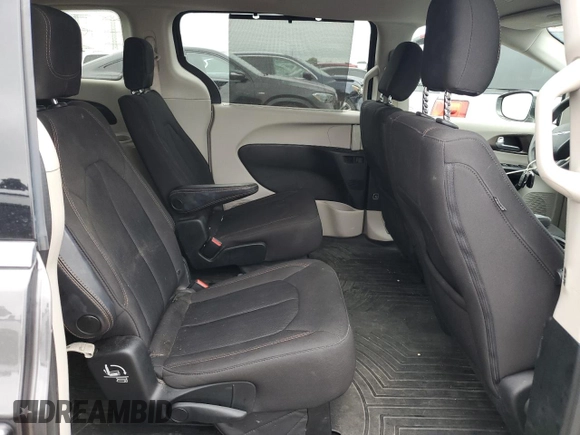 2018 Chrysler Pacifica Touring Plus с VIN 2C4RC1FG8JR323311, выставлен на аукционе Copart как лот 65020975 с пробегом 59 577 миль миль и Чистый • Clean title. История ставок и продаж доступна на DreamBid. Изображение 11.