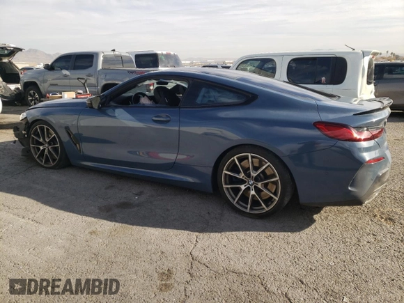2019 BMW 8 Series M850i xDrive z VIN WBABC4C58KBJ35651, wystawiony jako Copart lot #84503014 z przebiegiem Nie podano mil oraz Szkoda całkowita • Salvage title. Historia ofert i sprzedaży dostępna na DreamBid. Obrazek 2.