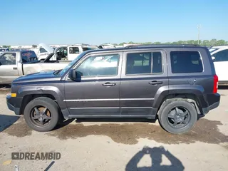 2015 Jeep Patriot Sport with VIN 1C4NJPBB5FD429467, listed as a IAAI auction lot 41972930 with 224,590 mi miles and . Bid and sale history available at carsss.com. Image 14.