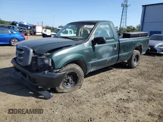 2001 Ford Super Duty F-250 XL with VIN 1FTNF20F81EC82381, listed as a Copart auction lot 70332273 with 365,218 mi miles and Salvage Title. Bid and sale history available at carsss.com. Image 1.