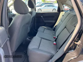 2008 Ford Focus SE with VIN 1FAHP35N28W24058, listed as a Copart auction lot 66020775 with 164,683 mi miles and Clean title. Bid and sale history available at DreamBid. Image 6.