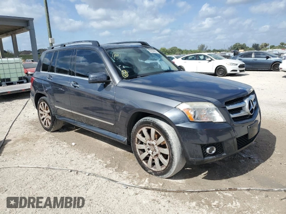 2011 Mercedes-Benz GLK 350 z VIN WDCGG8HB5BF576787, wystawiony jako Copart lot #52255625 z przebiegiem 201 826 mil mil oraz Czysty tytuł • Clean title. Historia ofert i sprzedaży dostępna na DreamBid. Obrazek 4.