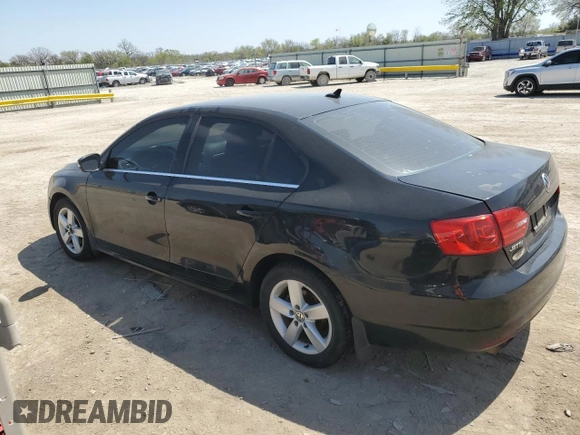 2013 Volkswagen Jetta TDI w/Premium с VIN 3VWLL7AJ2DM203752, выставлен на аукционе Copart как лот 52490645 с пробегом 189 888 миль миль и Чистый • Clean title. История ставок и продаж доступна на DreamBid. Изображение 2.