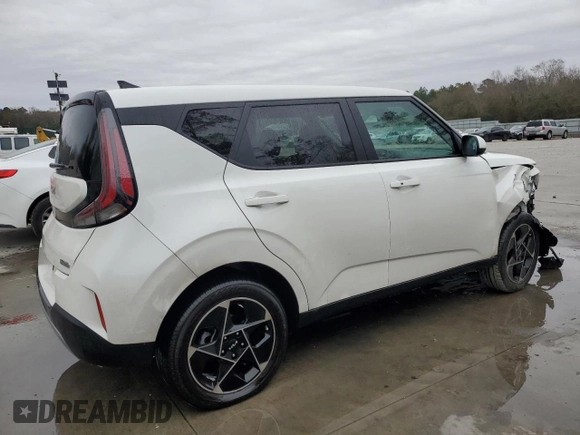 2024 Kia Soul EX with VIN KNDJ33AU7R7899104, listed as a Copart auction lot 86289004 with 32,263 mi miles and Salvage Title. Bid and sale history available at carsss.com. Image 3.