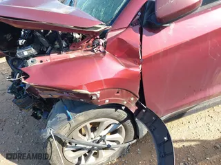 2016 Hyundai Tucson SE with VIN KM8J3CA44GU036318, listed as a IAAI auction lot 41920096 with 189,100 mi miles. Bid and sale history available at carsss.com. Image 17.