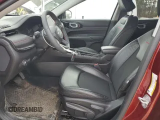 2022 Jeep Compass Trailhawk z VIN 3C4NJDDB3NT229952, wystawiony jako Copart lot #50379625 z przebiegiem 17 737 mil mil oraz Szkoda całkowita • Salvage title. Historia ofert i sprzedaży dostępna na DreamBid. Obrazek 7.