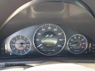2007 Mercedes-Benz CLK 550 z VIN WDBTK72F97F222236, wystawiony jako Copart lot #60231835 z przebiegiem 123 549 mil mil oraz Czysty tytuł • Clean title. Historia ofert i sprzedaży dostępna na DreamBid. Obrazek 9.