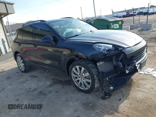 2016 Porsche Cayenne S z VIN WP1AB2A27GLA96033, wystawiony jako IAAI lot #41783690 z przebiegiem 108 360 mil mil oraz . Historia ofert i sprzedaży dostępna na DreamBid. Obrazek 1.