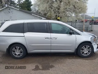 2011 Honda Odyssey EX with VIN 5FNRL5H42BB021018, listed as a IAAI auction lot 42044513 with 189,493 mi miles and . Bid and sale history available at carsss.com. Image 14.