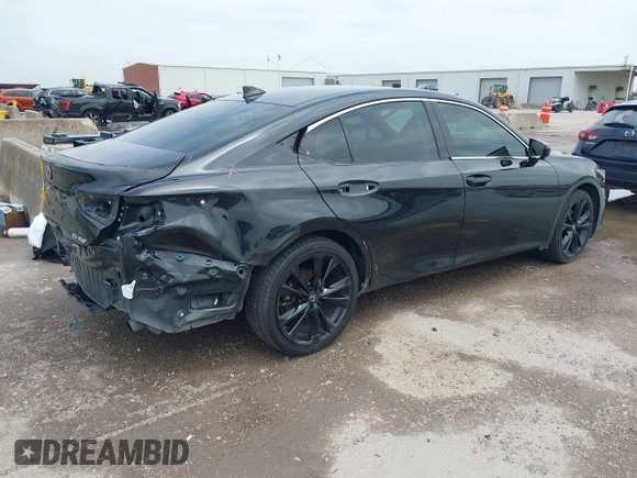 2022 Lexus ES 350 z VIN 58ADZ1B10NU124891, wystawiony jako IAAI lot #42422400 z przebiegiem 114 739 mil mil oraz . Historia ofert i sprzedaży dostępna na DreamBid. Obrazek 4.