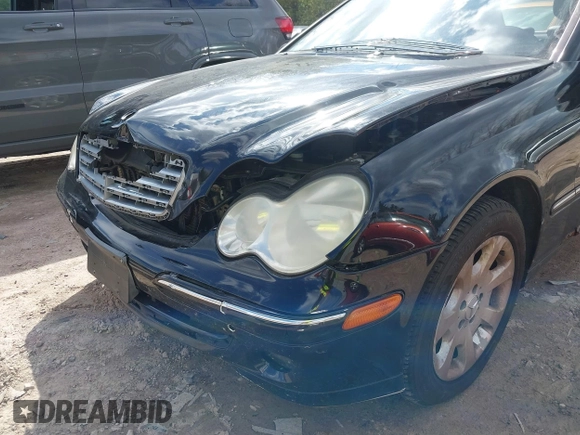 2006 Mercedes-Benz C 280 Luxury with VIN WDBRF92H06F772788, listed as a IAAI auction lot 41841034 with 167,479 mi miles and . Bid and sale history available at DreamBid. Image 13.