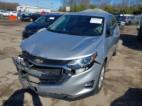 2019 Chevrolet Equinox LS with VIN 2GNAXHEV4K6155073, listed as a IAAI auction lot 41780929 with 126,193 mi miles. Bid and sale history available at carsss.com. Image 2.