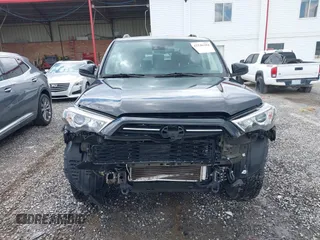 2021 Toyota 4Runner SR5 with VIN JTEMU5JR6M5882070, listed as a IAAI auction lot 42546284 with 79,206 mi miles and . Bid and sale history available at DreamBid. Image 12.