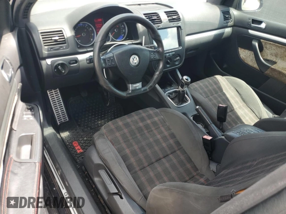 2007 Volkswagen GTI with VIN WVWEV71K87W118403, listed as a Copart auction lot 55570685 with 142,018 mi miles and Clean title. Bid and sale history available at DreamBid. Image 8.