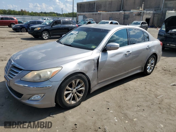 2013 Hyundai Genesis 3.8L with VIN KMHGC4DD9DU233847, listed as a Copart auction lot 72524094 with 192,835 mi miles and Clean Title. Bid and sale history available at carsss.com. Image 1.