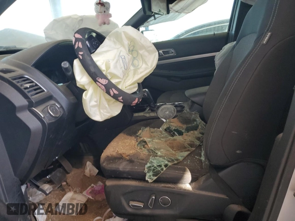 2018 Ford Explorer XLT with VIN 1FM5K7D82JGC06515, listed as a Copart auction lot 75043324 with 65,621 mi miles and Salvage Title. Bid and sale history available at DreamBid. Image 7.