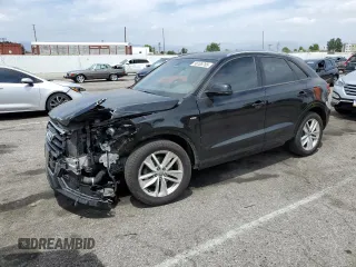 2018 Audi Q3 Premium z VIN WA1BCCFS3JR019157, wystawiony jako Copart lot #56185785 z przebiegiem 59 043 mil mil oraz Szkoda całkowita • Salvage title. Historia ofert i sprzedaży dostępna na DreamBid. Obrazek 1.